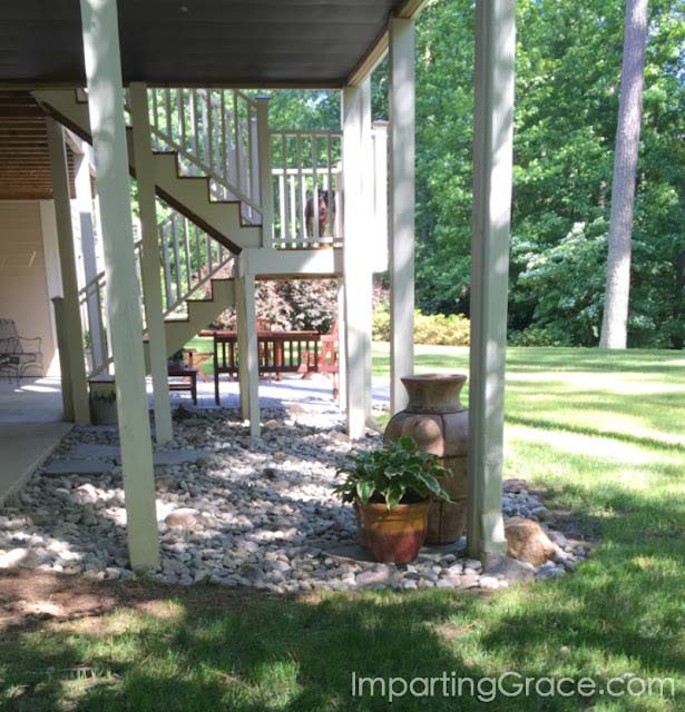 A Hardscape Design Under the Deck