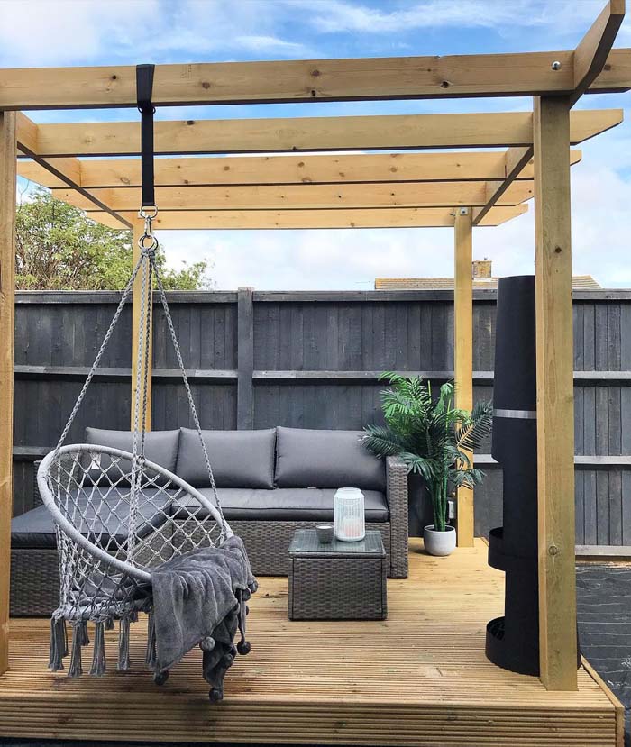Pergola Adds Dimension and Height