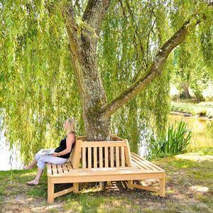 Traditional Bench Around Tree Design