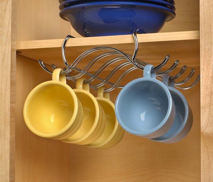 Under-The-Shelf Storage For Mugs