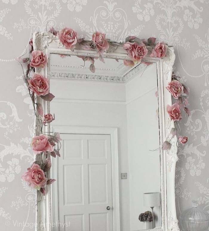 Decorate A Mirror With Flowers