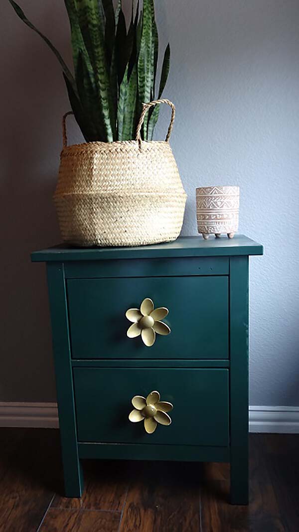 Upcycling Idea With Paint And New Knobs