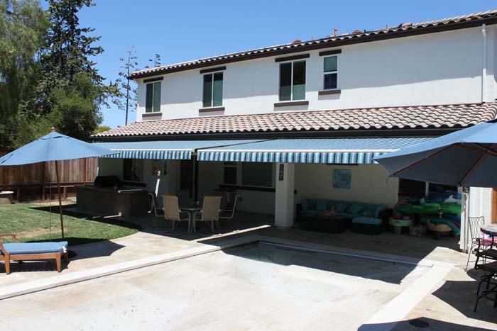 Retractable Awnings and Patio Umbrellas
