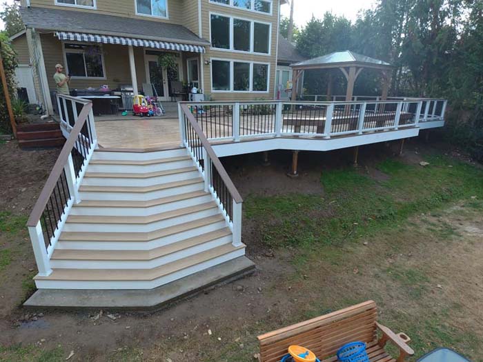 Deck Steps Can Create Illusions