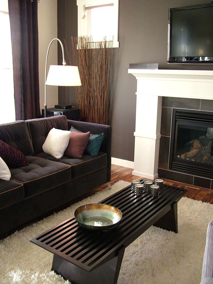 Use Deep, Rich Brown Hues Throughout the Room