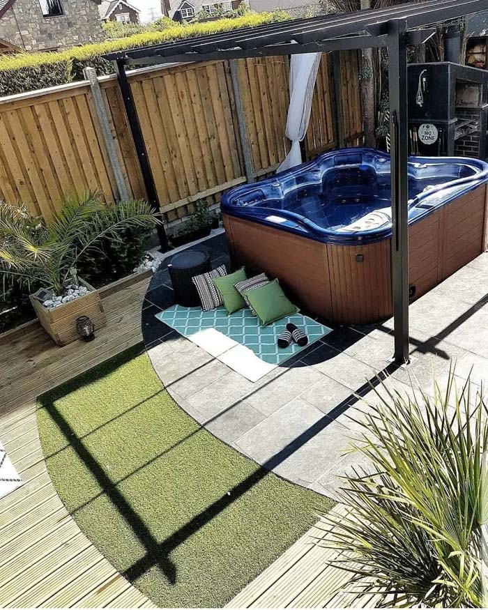 Hot Tub Landscaping Idea With A Pergola