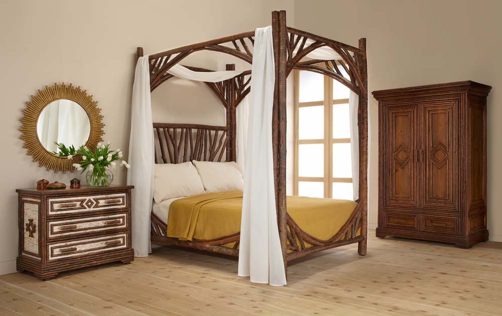Nature-inspired Canopy Bed Idea