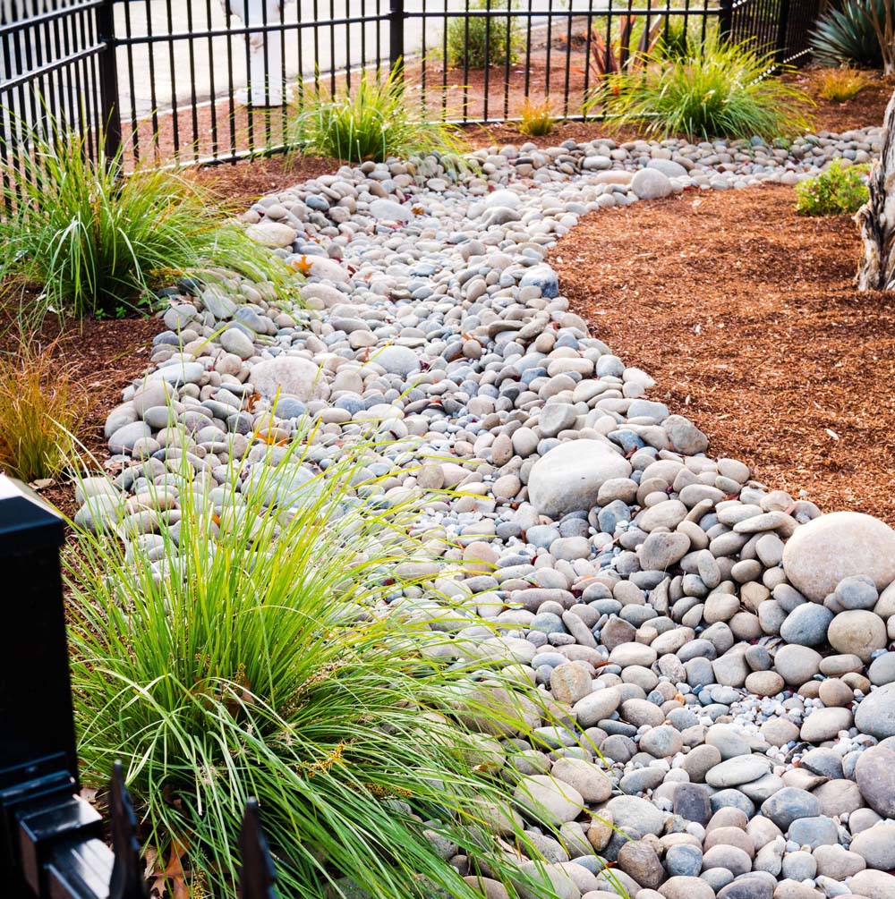 43 Amazing River Rock Landscaping Ideas To Spruce Up Your Garden