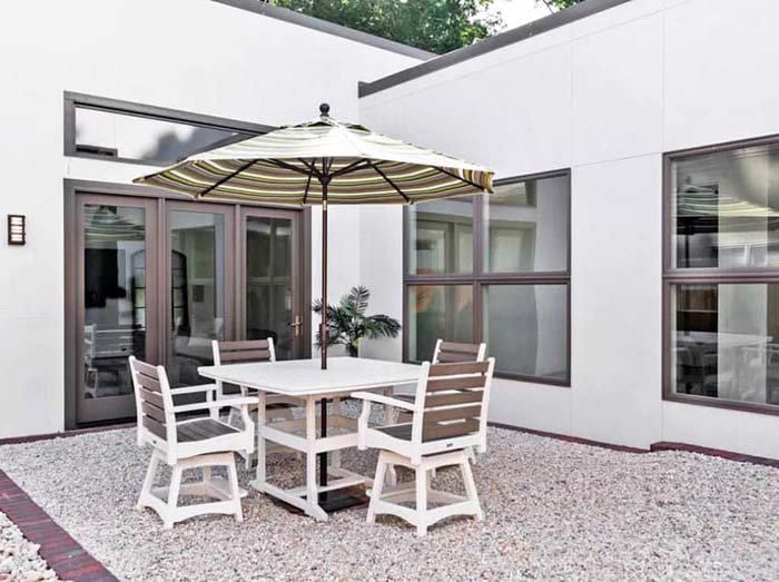 Pea Gravel Patio With Brick Borders