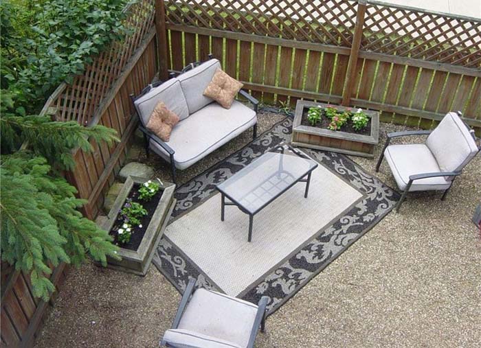 Pea Gravel Outdoor Living Area