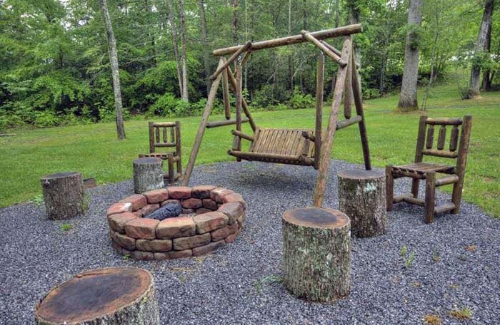 Nature-Inspired Gravel Patio