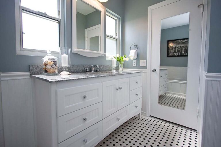 25 Best Grey Bathroom Ideas And Designs For 2025 Decor Home Ideas Grey Bathroom Ideas And Designs 3 768x512