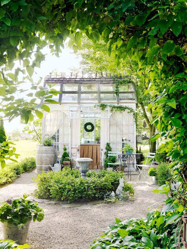 Beautiful White House In The Garden