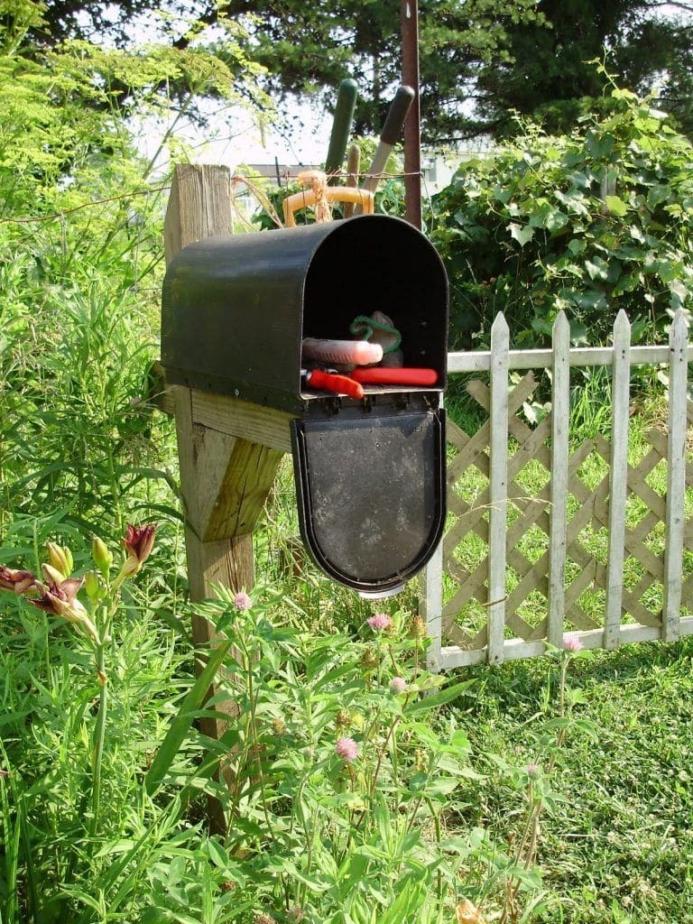  Garden Mailbox Toolshed
