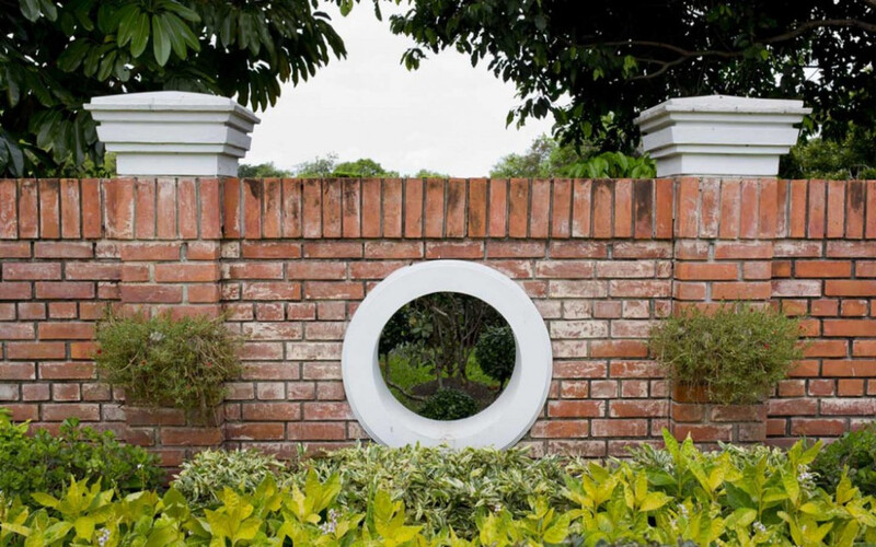 A Circle Gate To Garden