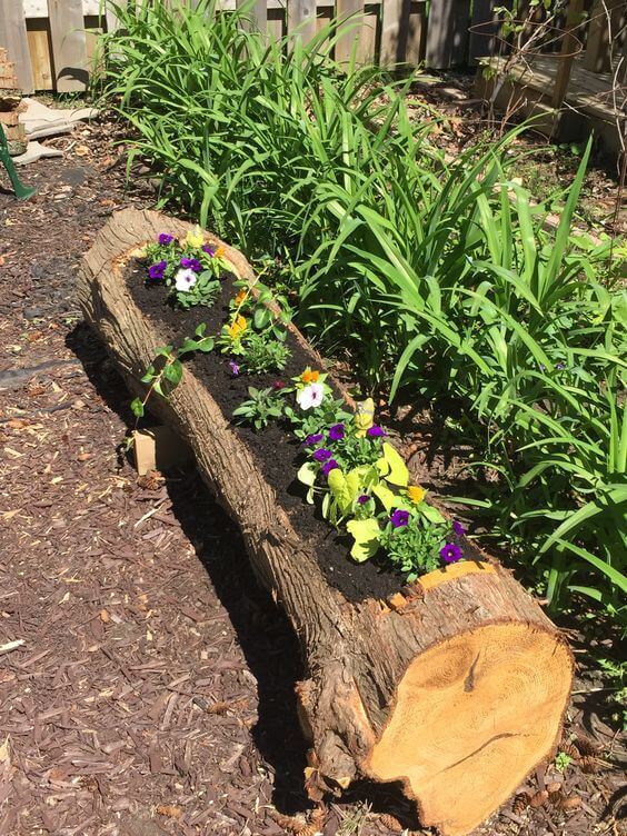  Log Planter