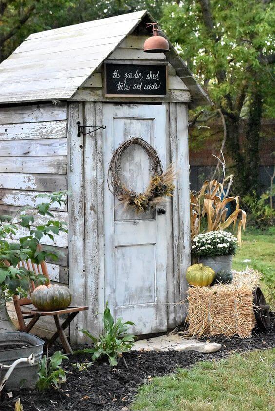  Garden Shed Fall Decoration