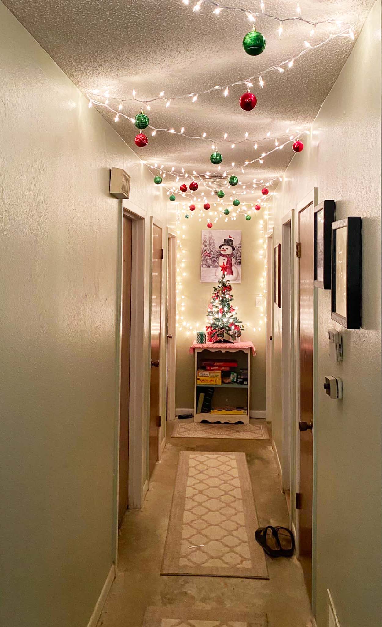 Budget Friendly Hallway Christmas Decoration