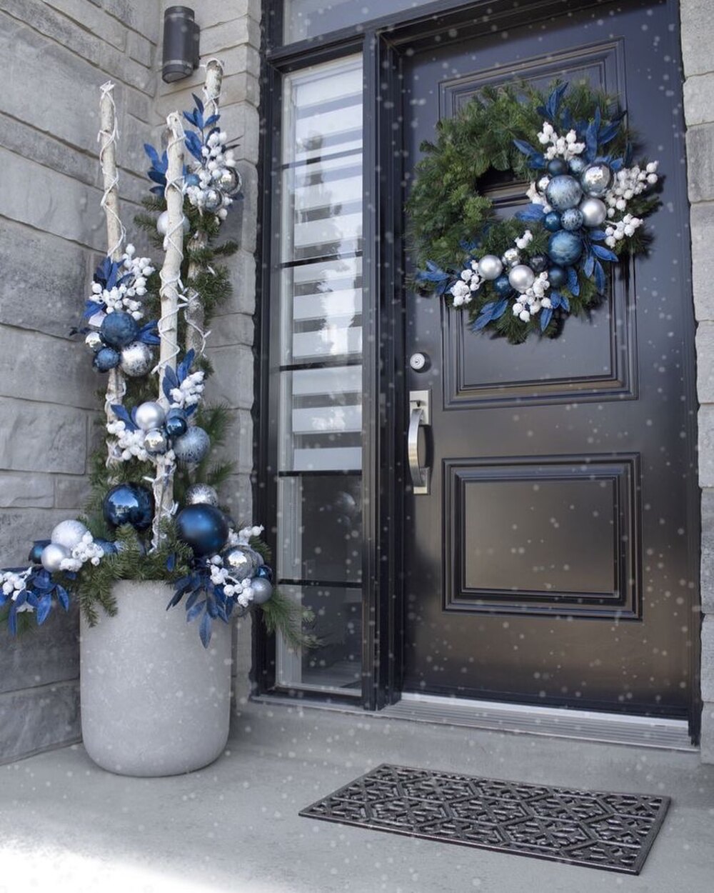 blue and gold christmas decor 11