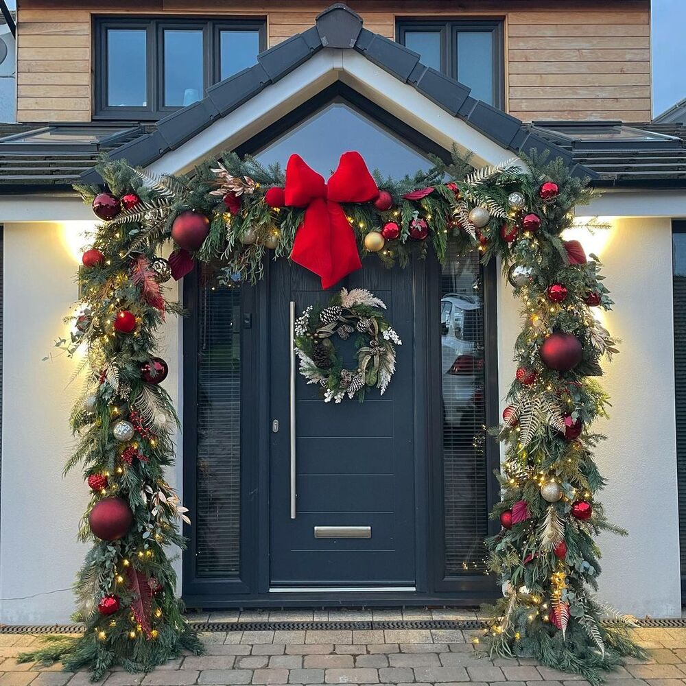 christmas front door 15