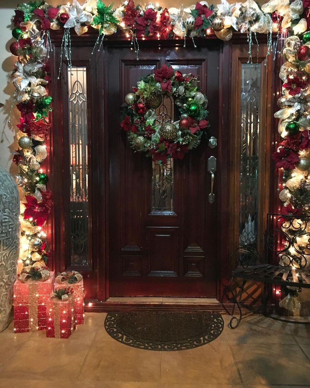 christmas front door 23