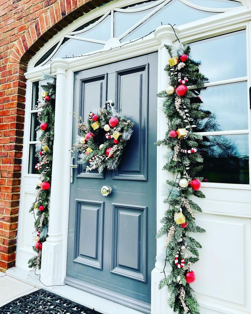 christmas front door 25