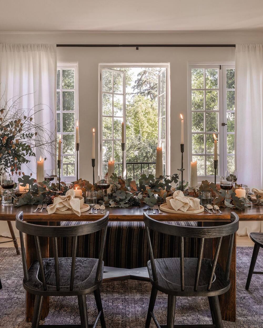 neutral holiday decor 14