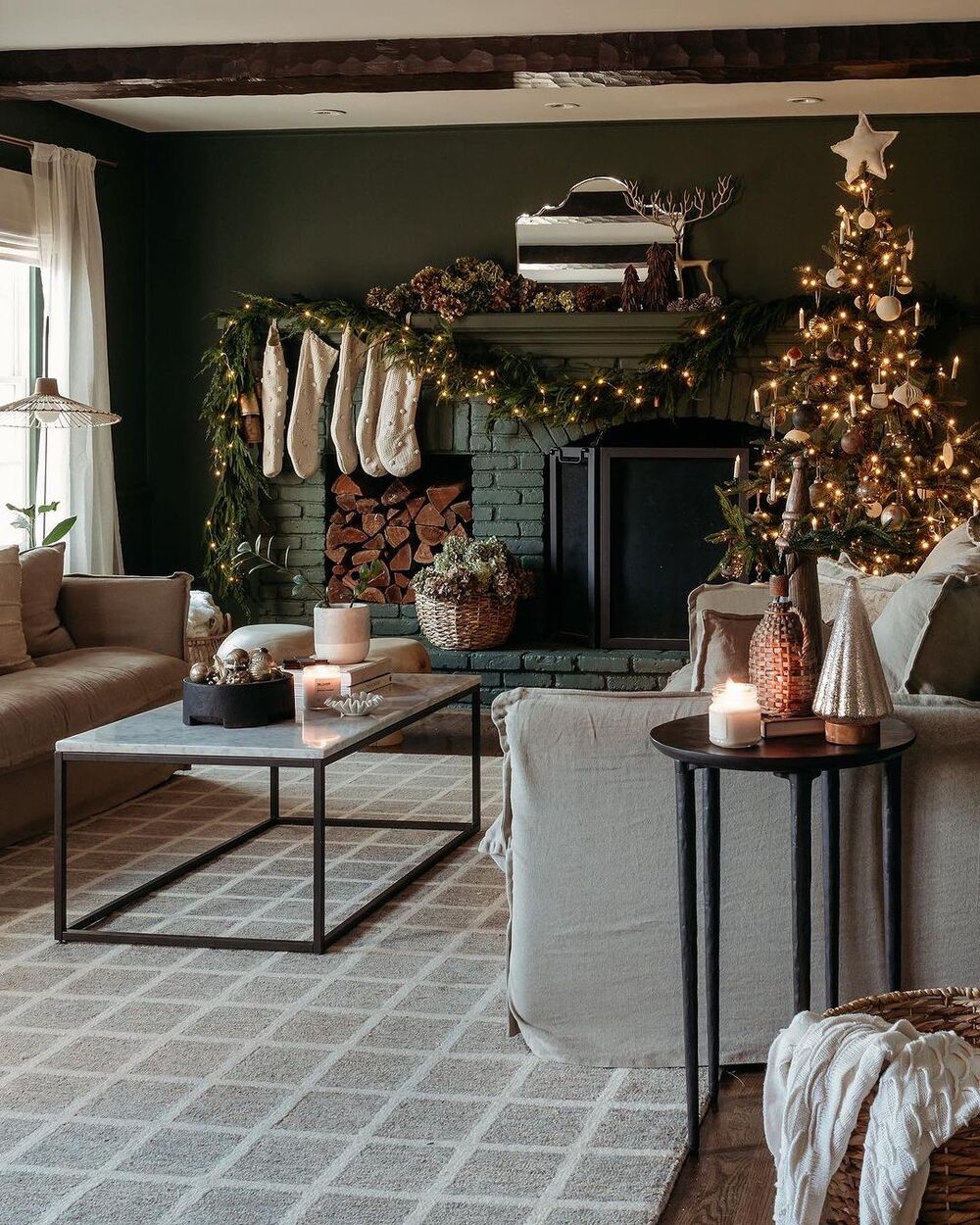 neutral holiday decor 25