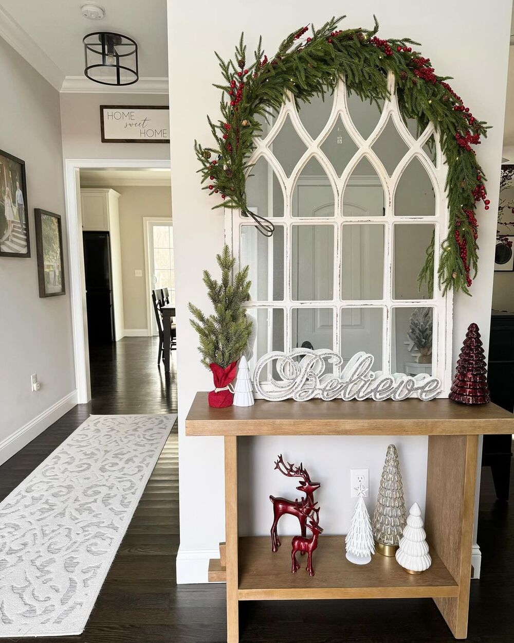 christmas entryway table decor 2