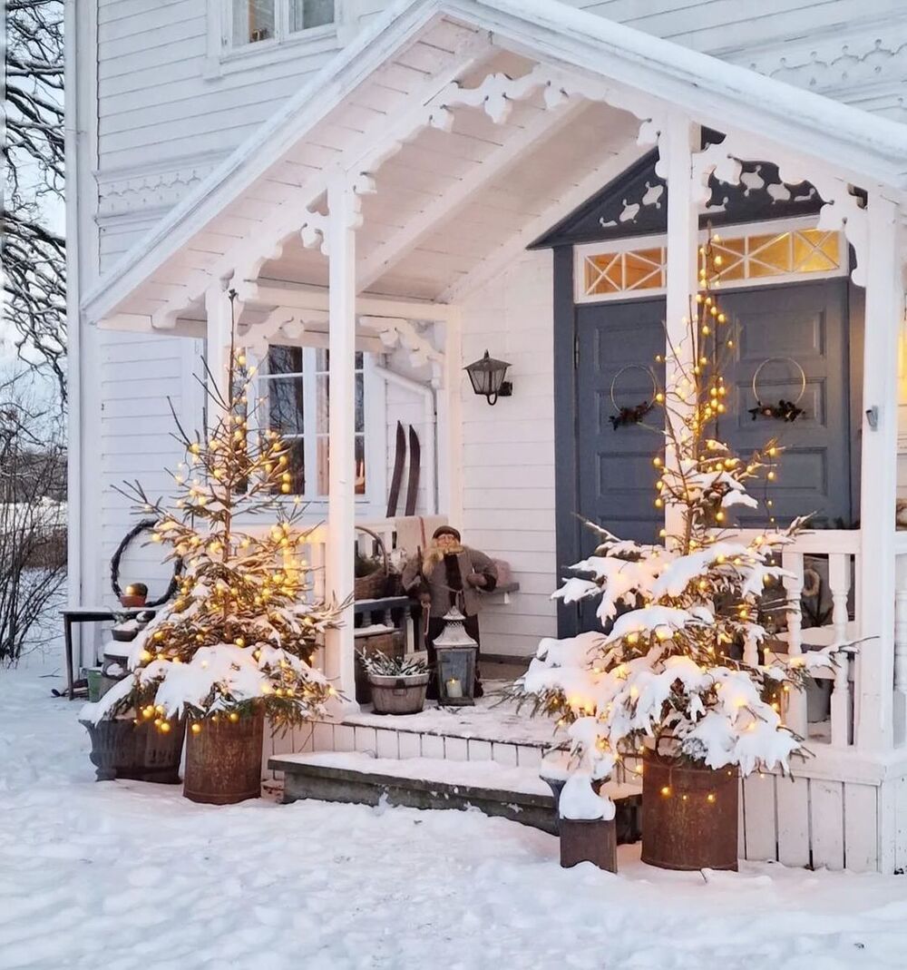 christmas lights on house exterior 23