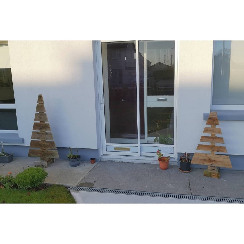 wooden christmas trees diy 23