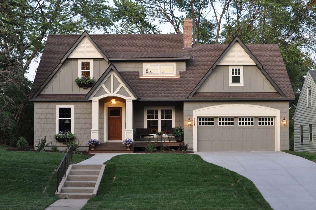 12 brown roof exterior paint ideas 1