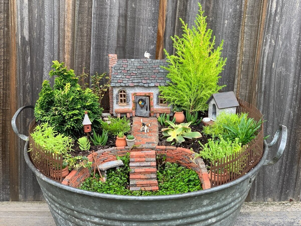 15 mini fairy garden 14