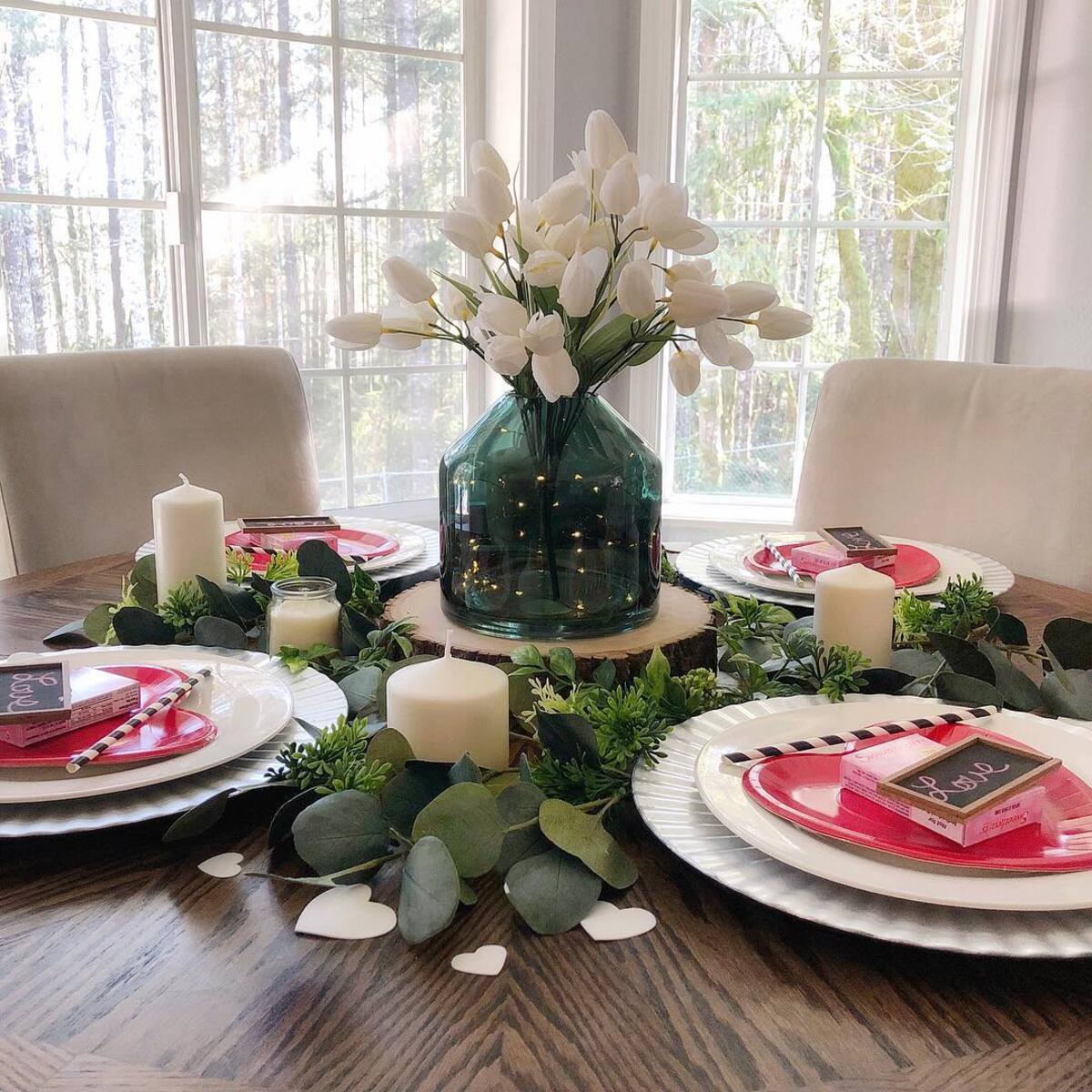 16 valentine tablescape 11