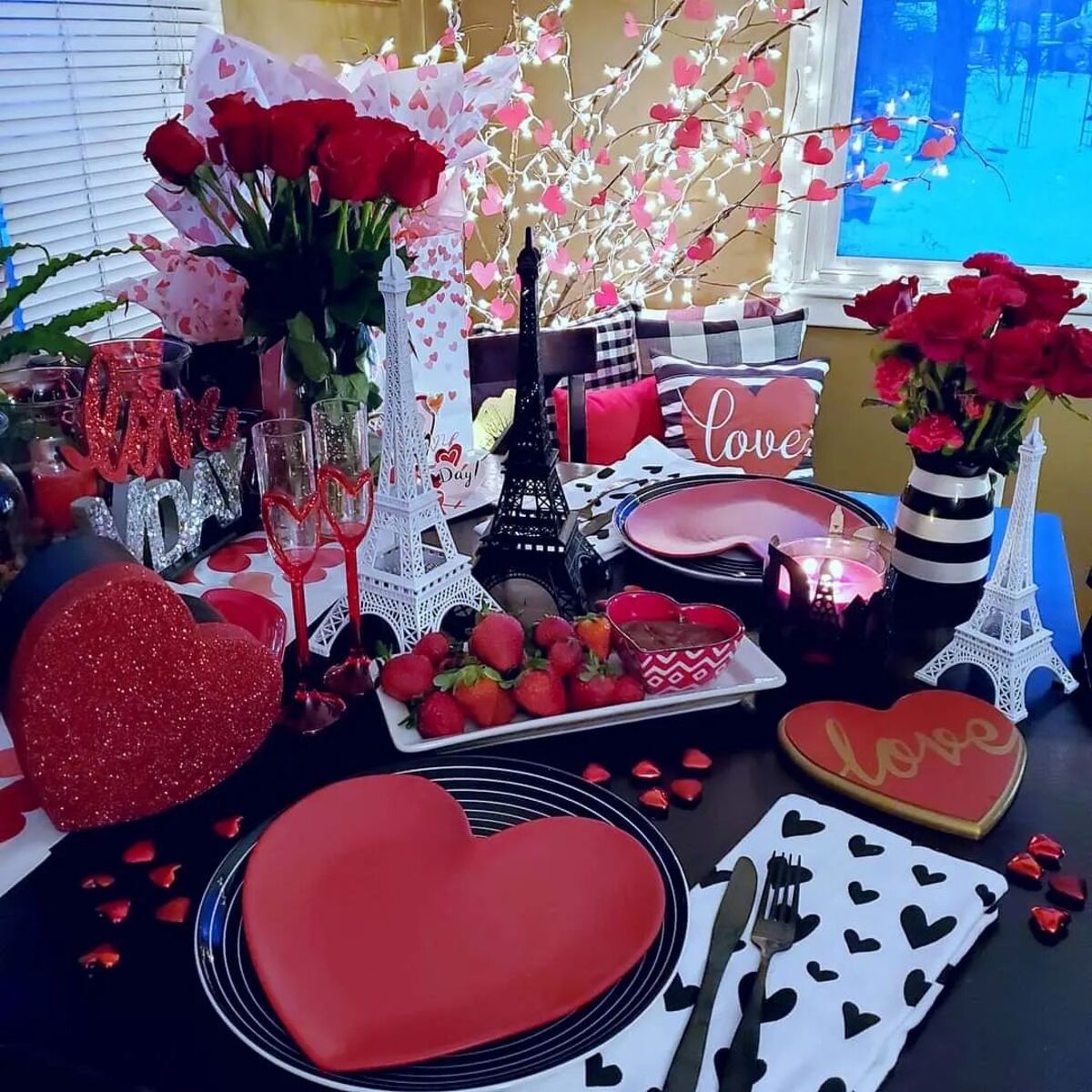 17 valentines table centerpieces 16