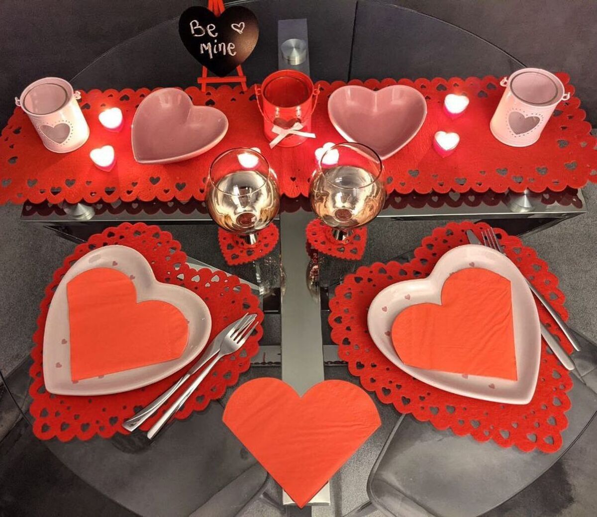 17 valentines table centerpieces 4