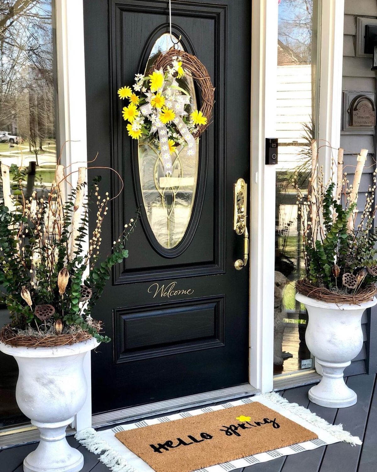 18 spring front porch ideas 13