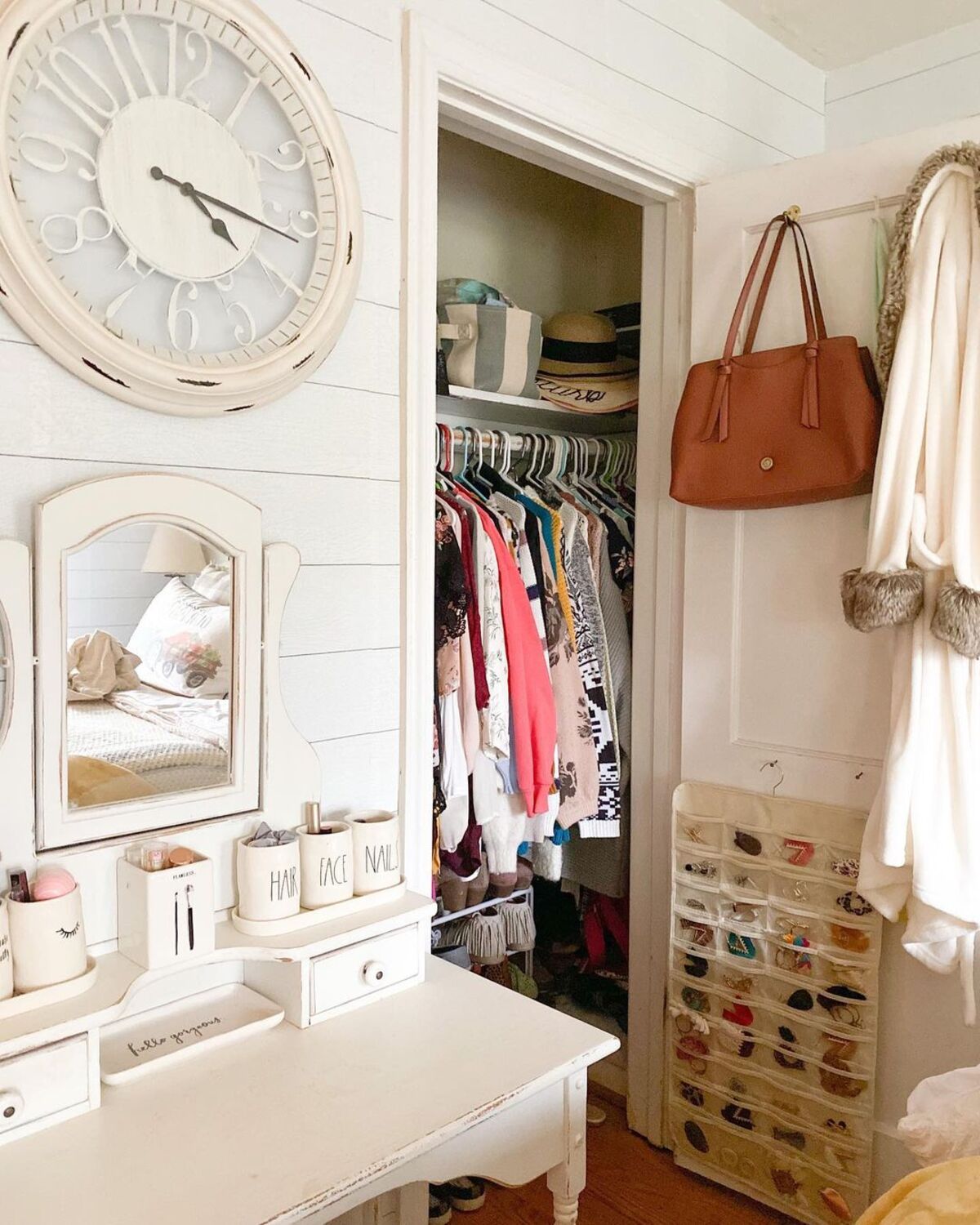 19 small closet organization bedroom 1