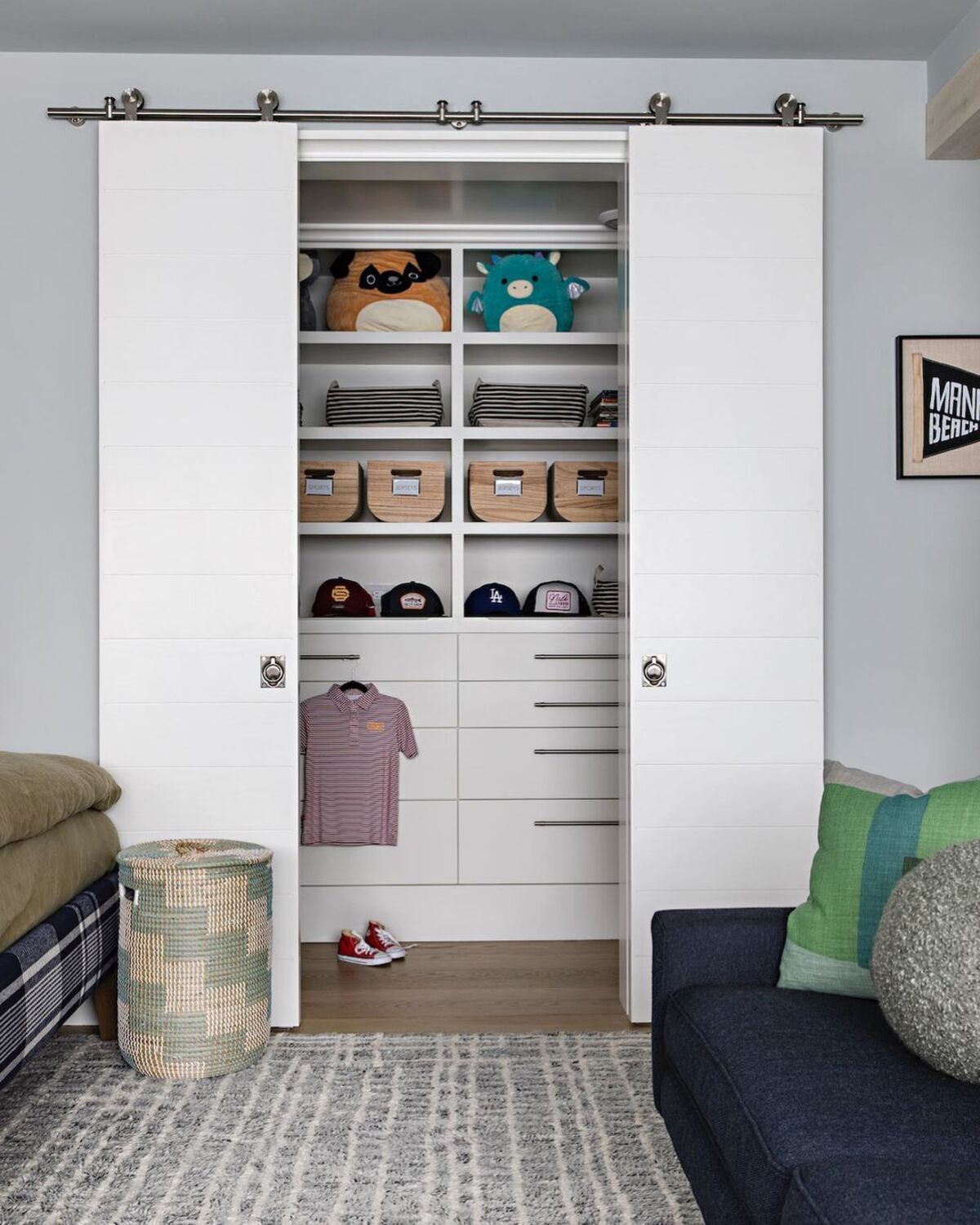 19 small closet organization bedroom 17