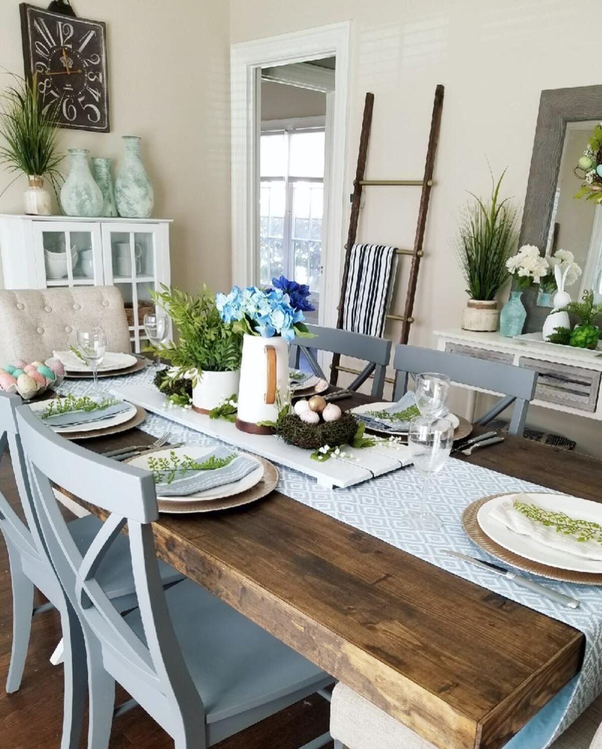 22 spring dining table decor 17