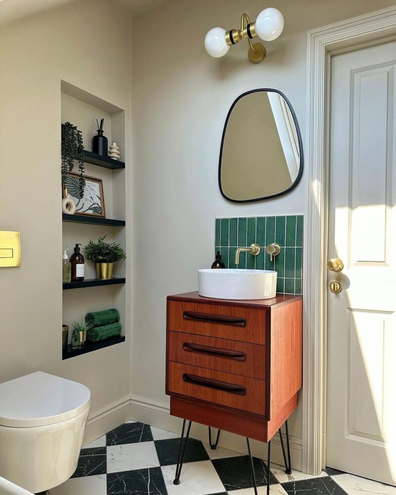 23 Innovative Bathroom Mirror Ideas To Refresh Your Space