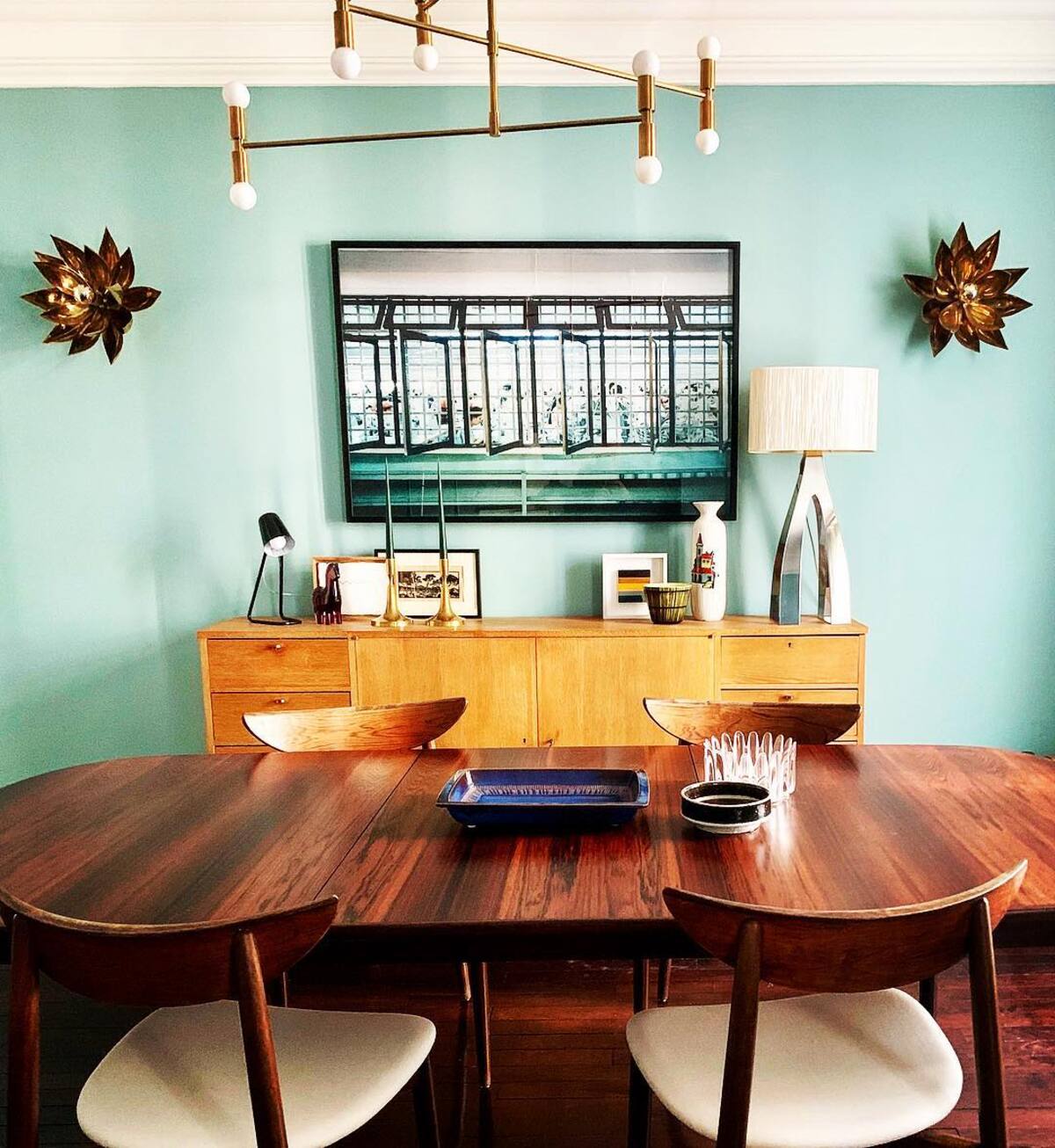 26 dining room wall decor ideas 11