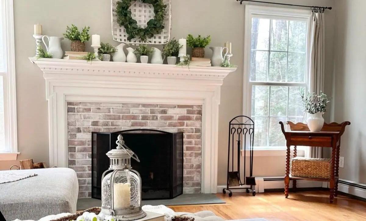 Spring Mantel Decor