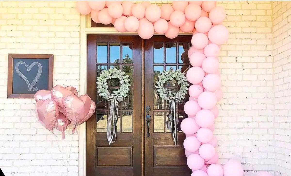 Valentines Door Decor