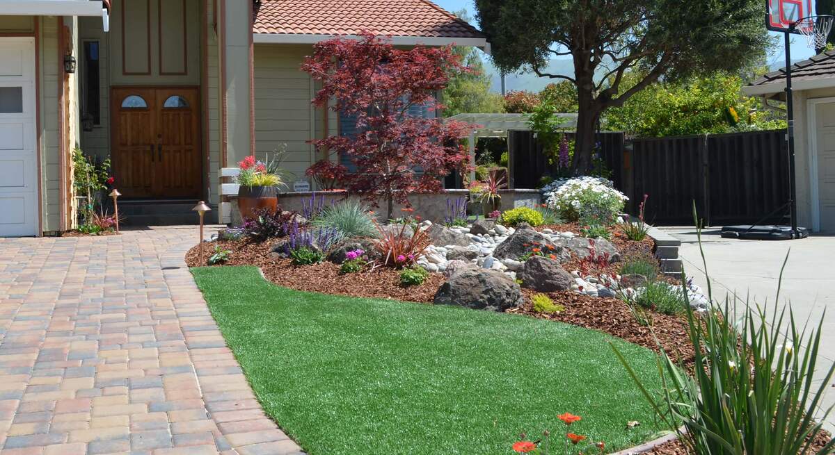 26 rock landscaping ideas front yard 22