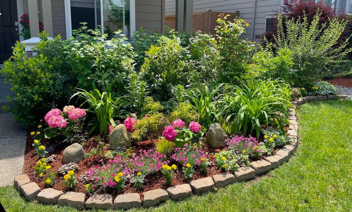 Flower Beds For Full Sun Front House