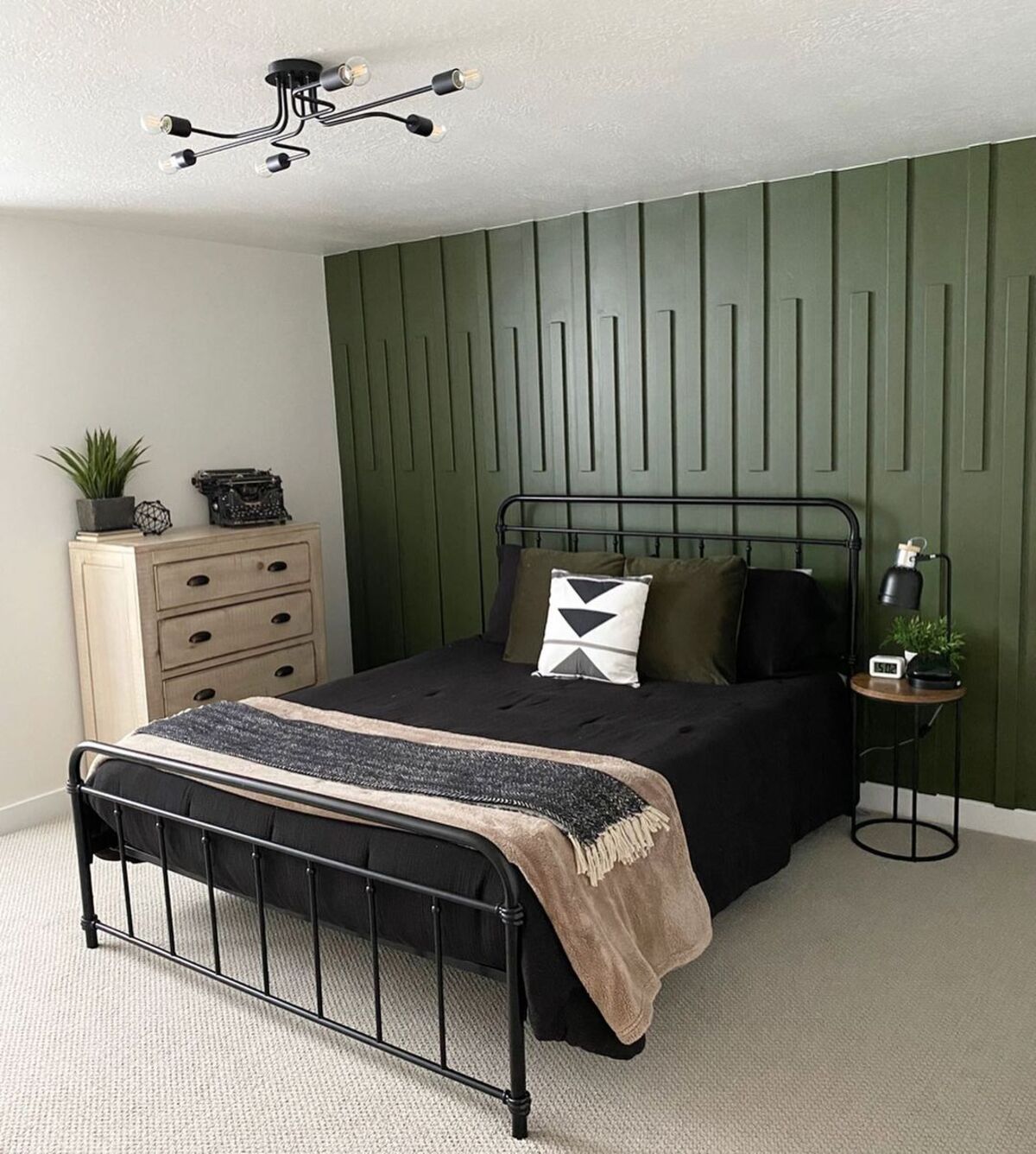 dark green accent wall 11