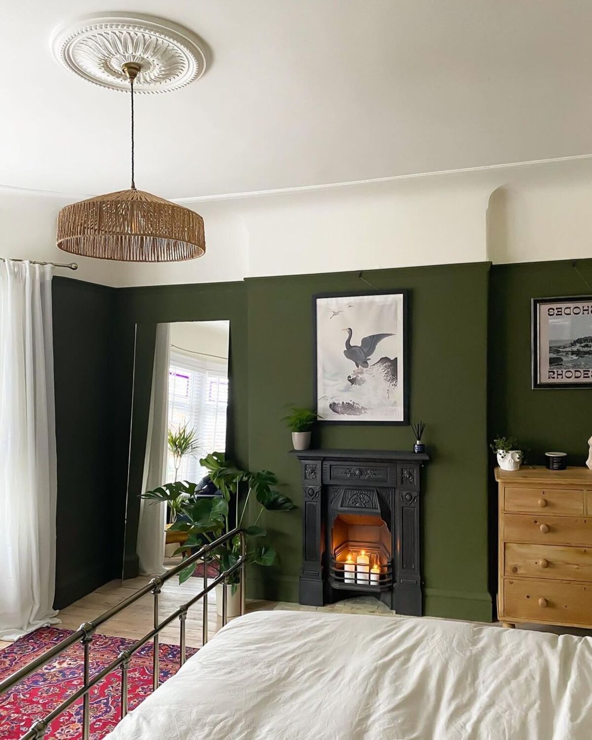 dark green accent wall 23