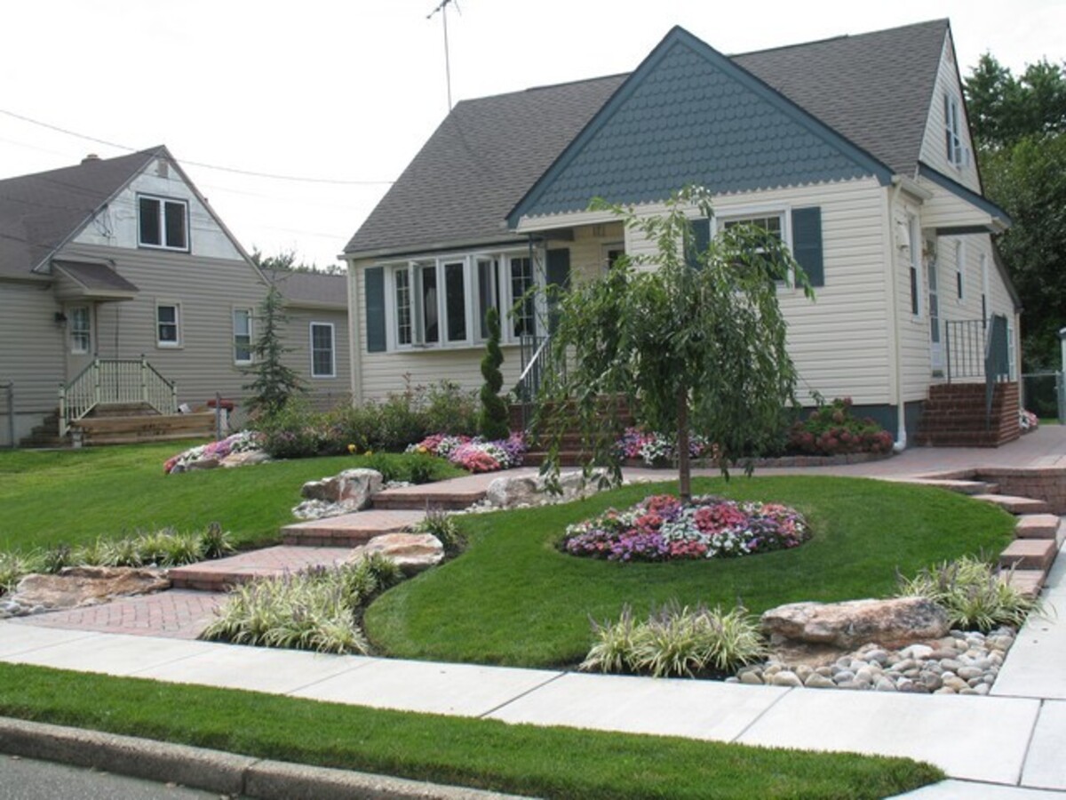 fall landscaping ideas for a front yard transformation 5