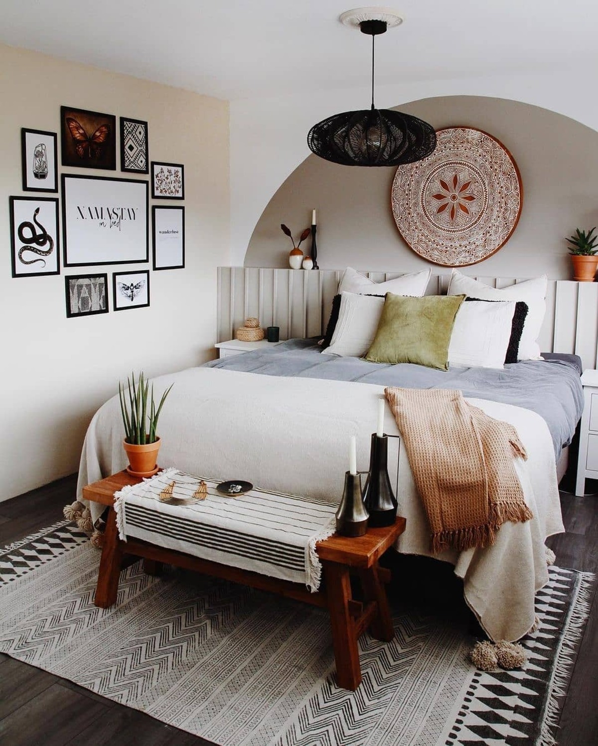 small bedroom makeovers 14